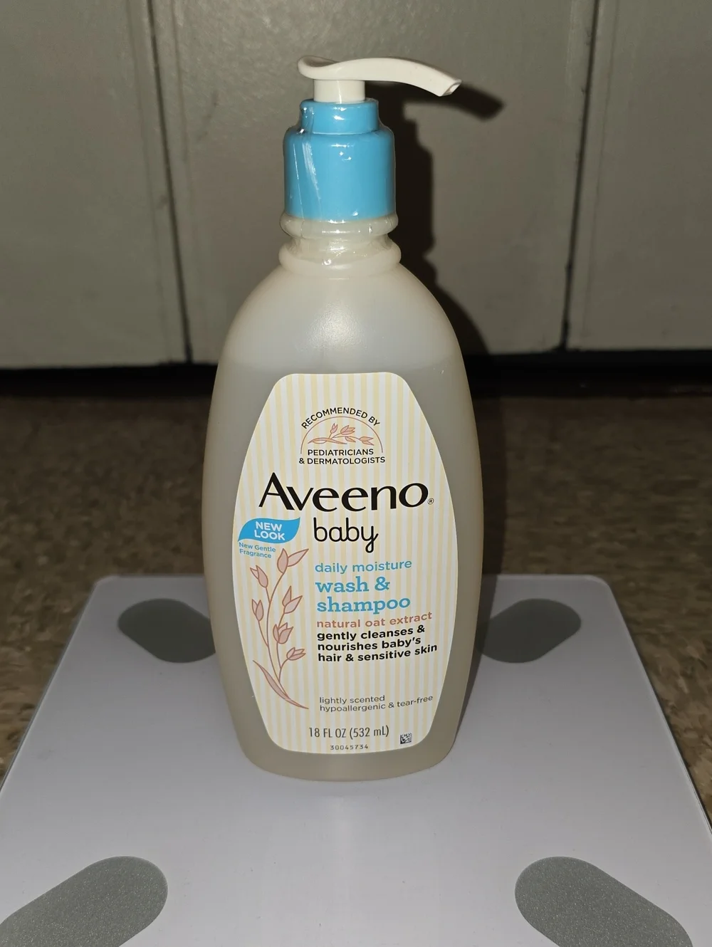 Aveeno Baby Daily Moisture Wash & Shampoo - Light Blue